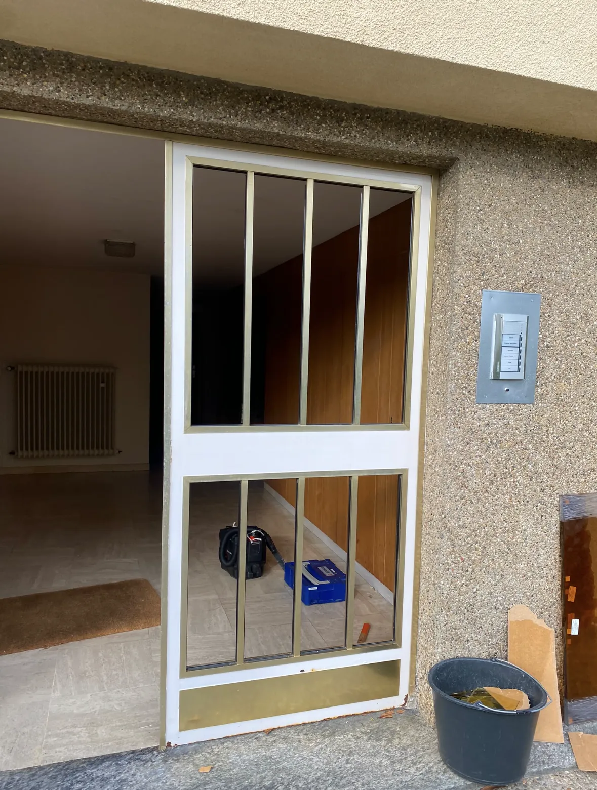 Réparation et remplacement de vitrage — réalisation Vitralux Bradtke Luxembourg